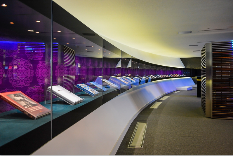 哈薩克斯坦總統(tǒng)圖書(shū)館長(zhǎng)弧形掛墻壁柜樣式 哈薩克斯坦總統(tǒng)圖書(shū)館長(zhǎng)弧形掛墻壁柜樣式